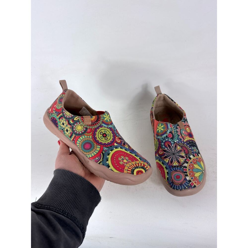 UIN Blossom Toledo Loafers Women's 6 Mandala Pattern Canvas Slip-On Comfort